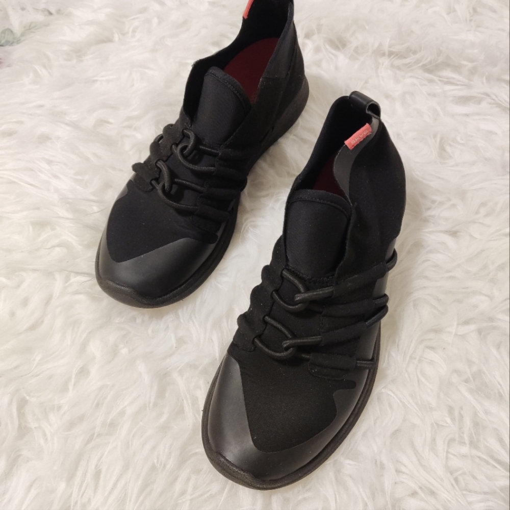 Skye Powll EL shoes